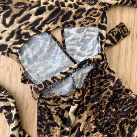 SOLD - Picture 3 of 4